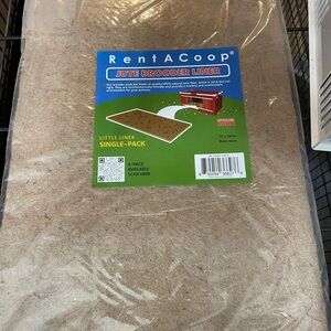 Jute Brooder Liner - Brown (2 liners) for the Little Red Barn
